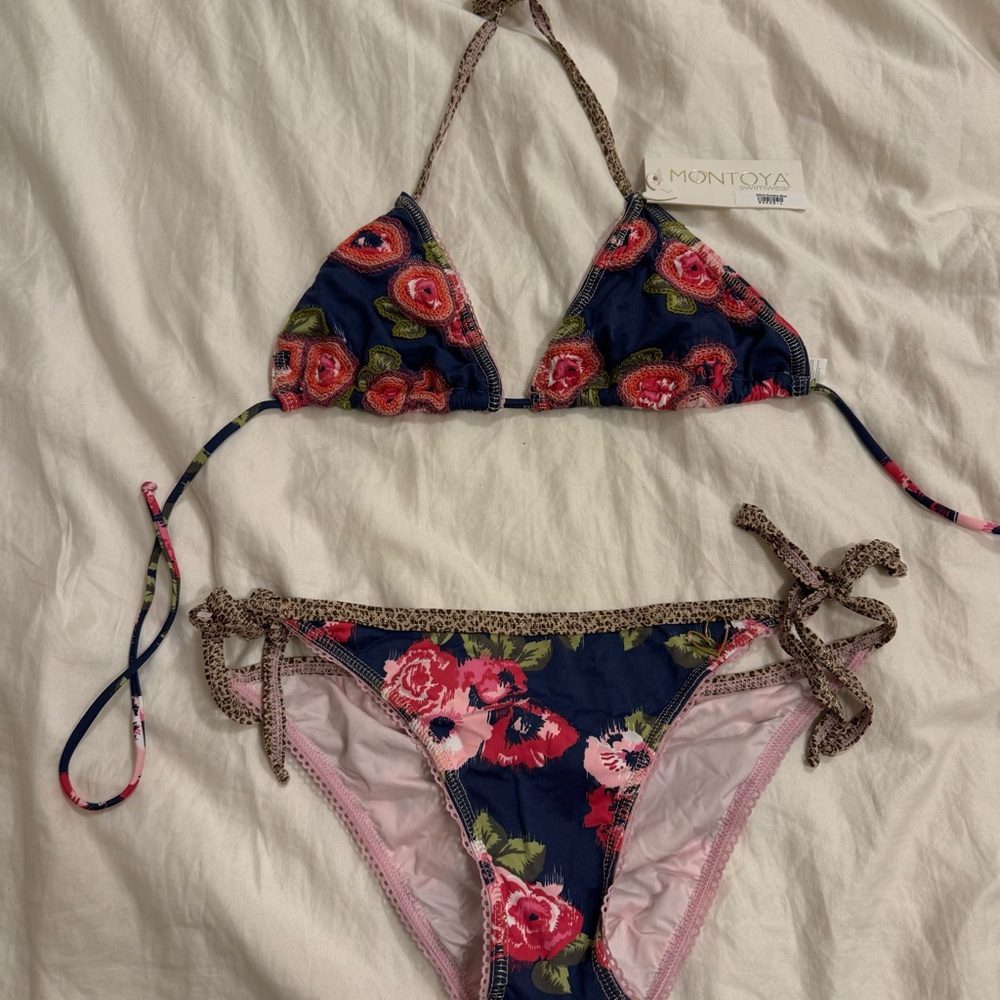 Liliana Montoya Rosales Blue Floral & Leopard Bikini - Size: L